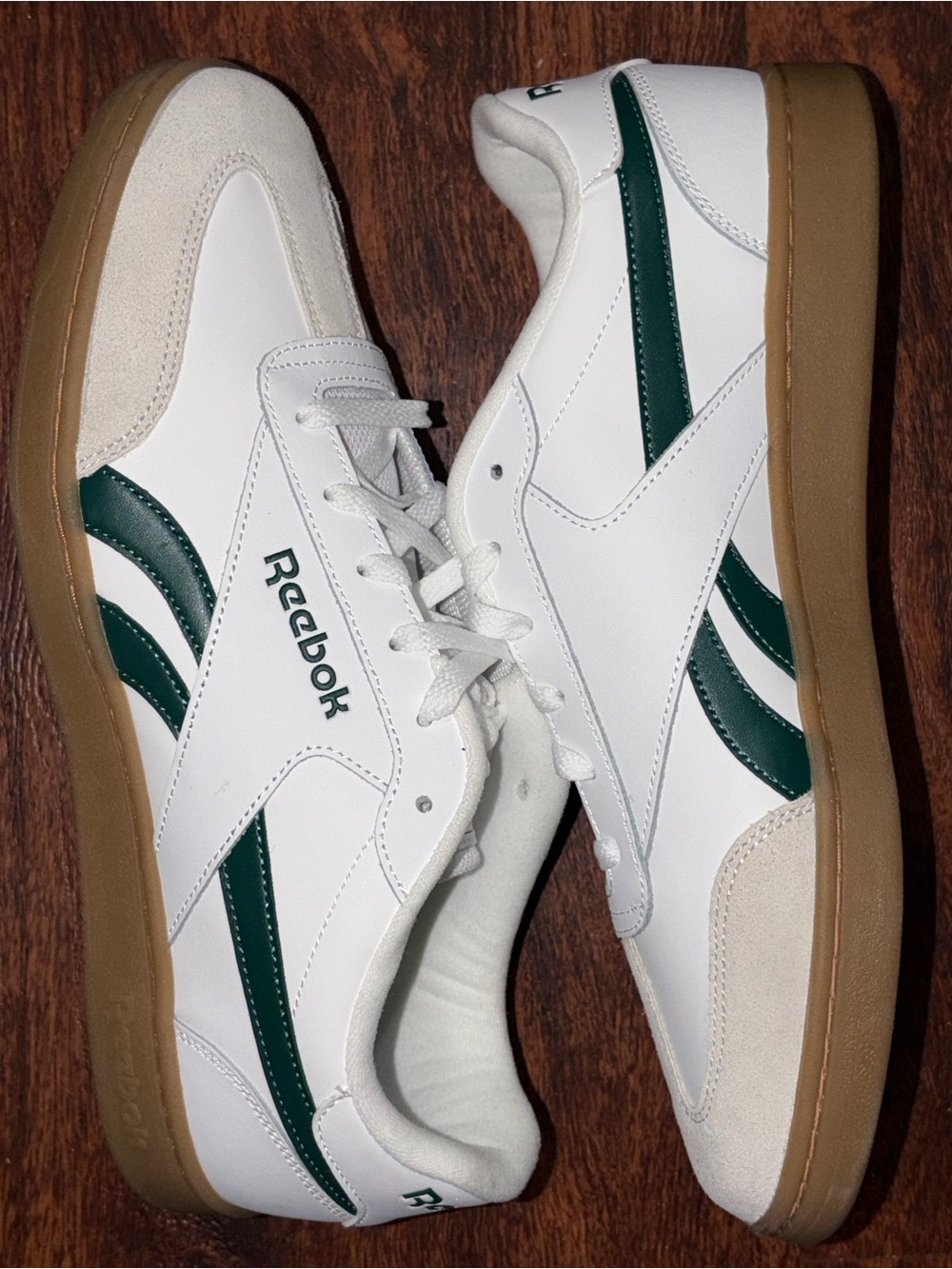 Reebok size 12 Mens White Sneakers